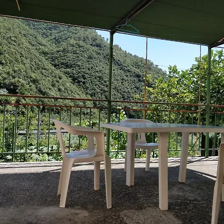Casa Del Conte Ferienhaus Isolabona