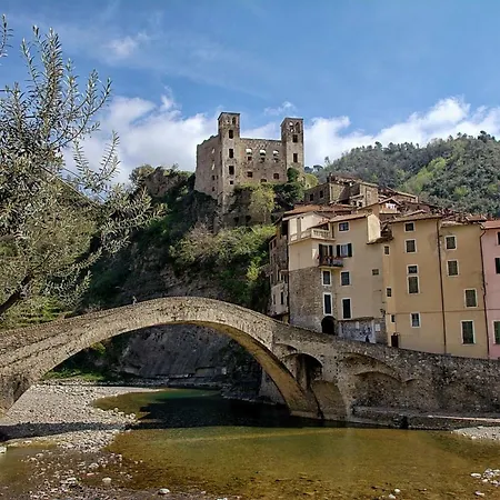 Casa Del Conte * Isolabona